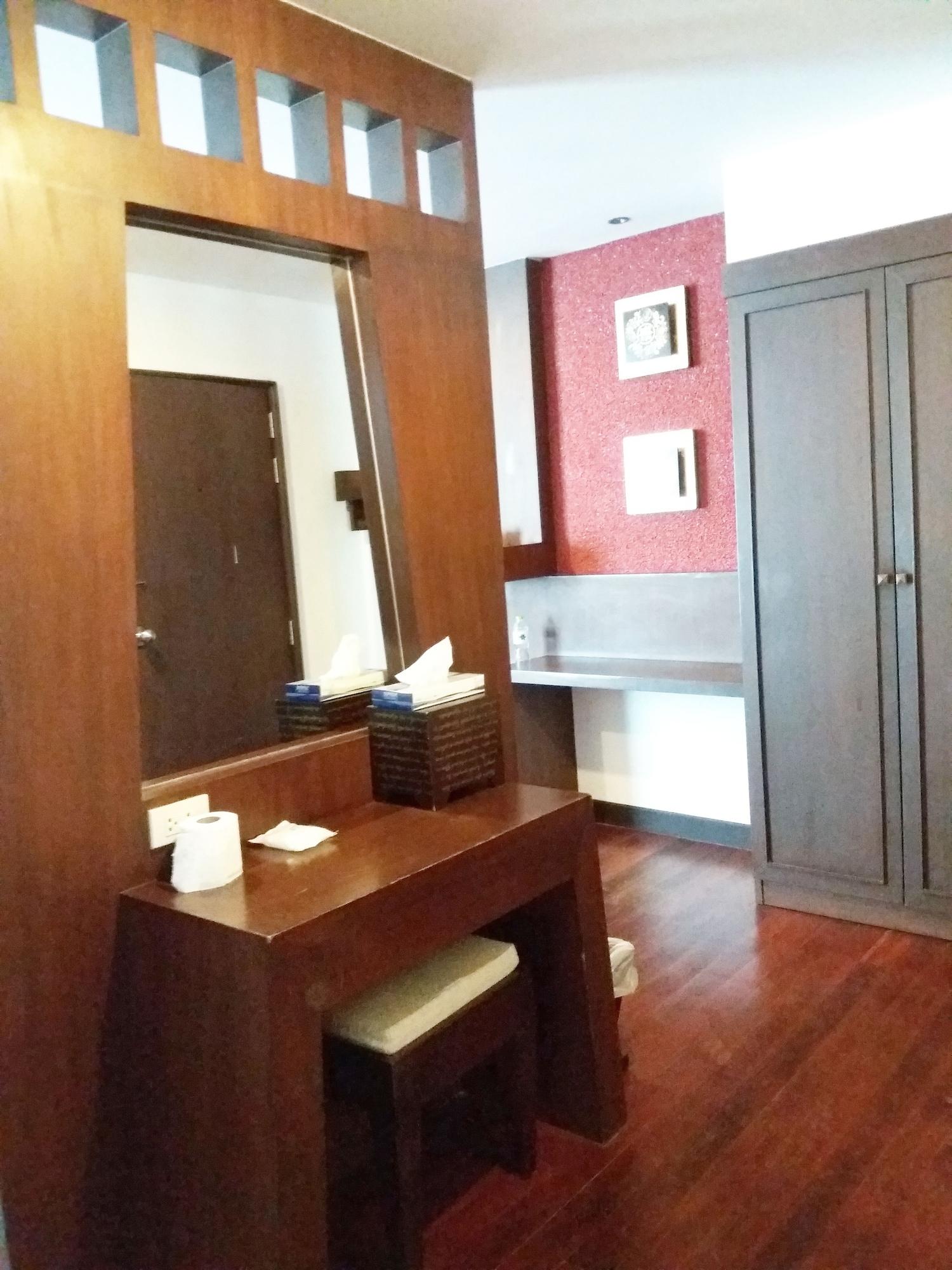 Nicha Suite Hua Hin Hotel Esterno foto
